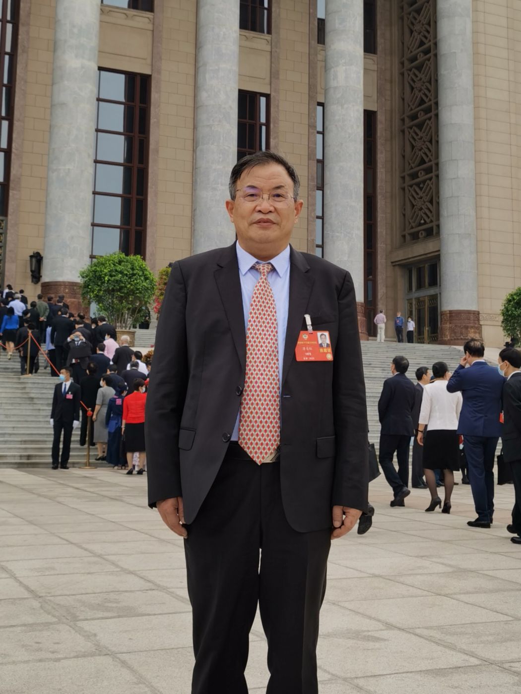4.全国政协委员、中国工程院院士、星空体育在线官网星空体育在线官网首页_星空体育（中国）_星空体育（中国）首席技术专家唐长红